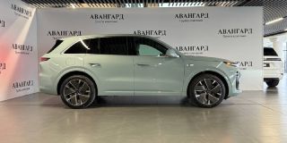 LiXiang L6 1.5hyb AT (408 л.с.) 4WD Max_preview-image