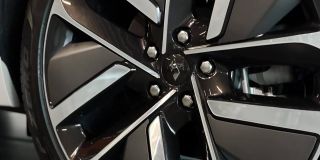 LiXiang L6 1.5hyb AT (408 л.с.) 4WD Pro_preview-image