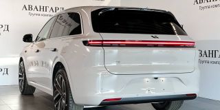 LiXiang L6 1.5hyb AT (408 л.с.) 4WD Pro_preview-image