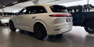 LiXiang L7 52.3 kWh 1.5hyb AT (449 л.с.) 4WD Ultra_preview-image