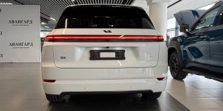 LiXiang L7 52.3 kWh 1.5hyb AT (449 л.с.) 4WD Ultra_preview-image