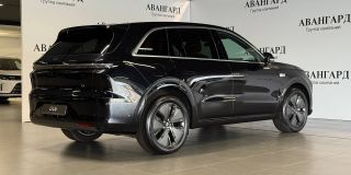 LiXiang L6 1.5hyb AT (408 л.с.) 4WD Max_preview-image
