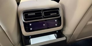 LiXiang L6 1.5hyb AT (408 л.с.) 4WD Max_preview-image