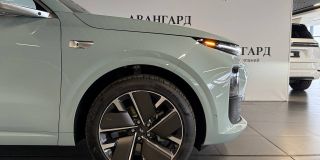 LiXiang L6 1.5hyb AT (408 л.с.) 4WD Max_preview-image