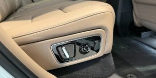 LiXiang L7 52.3 kWh 1.5hyb AT (449 л.с.) 4WD Ultra_preview-image