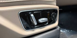 LiXiang L7 52.3 kWh 1.5hyb AT (449 л.с.) 4WD Ultra_preview-image