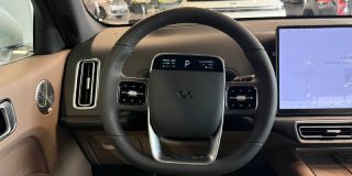 LiXiang L7 52.3 kWh 1.5hyb AT (449 л.с.) 4WD Ultra_preview-image