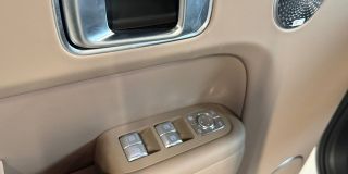 LiXiang L7 52.3 kWh 1.5hyb AT (449 л.с.) 4WD Ultra_preview-image