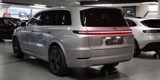 LiXiang L9 52.3 kWh 1.5hyb AT (449 л.с.) 4WD Ultra_preview-image