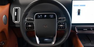 LiXiang L9 52.3 kWh 1.5hyb AT (449 л.с.) 4WD Ultra_preview-image