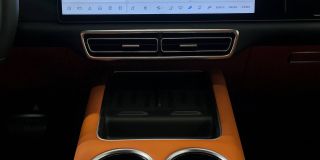 LiXiang L7 52.3 kWh 1.5hyb AT (449 л.с.) 4WD Ultra_preview-image