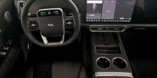 LiXiang L9 52.3 kWh 1.5hyb AT (449 л.с.) 4WD Ultra_preview-image