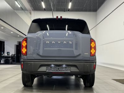 %H3% %1.5 AMT (177 л.с.) 4WD Техно +% %Пепельный антрацит%