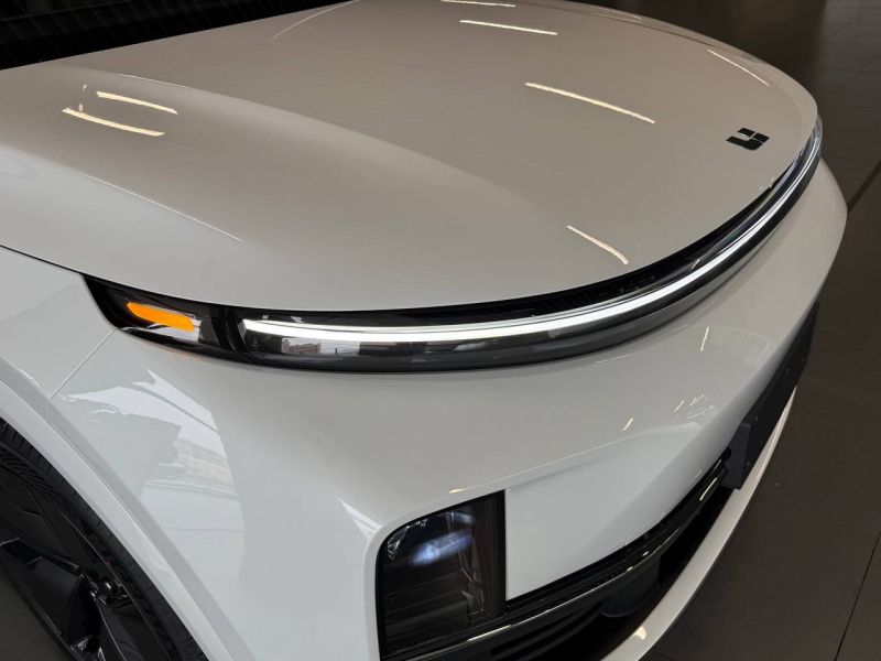 LiXiang L7 52.3 kWh 1.5hyb AT (449 л.с.) 4WD Ultra_image