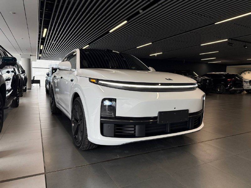 LiXiang L7 52.3 kWh 1.5hyb AT (449 л.с.) 4WD Ultra_image