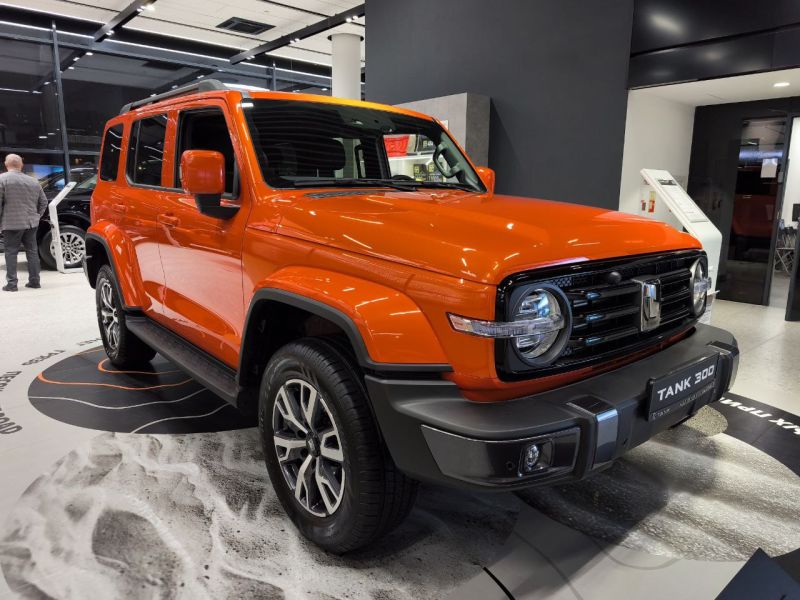 Tank 300 2.0 AT (220 л.с.) 4WD Adventure