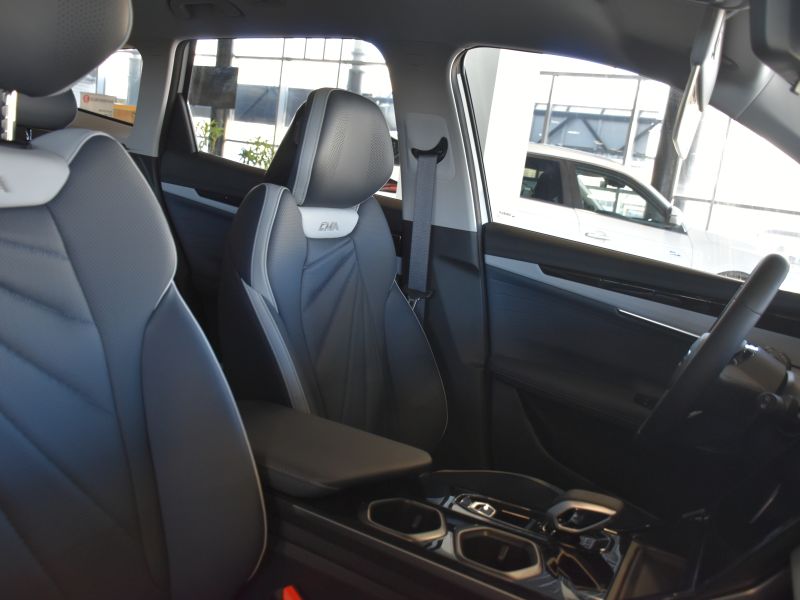 Geely Atlas 2.0 AMT (200 л.с.) Flagship_image