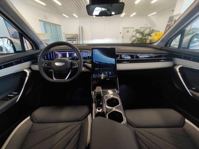 Geely Atlas 2.0 AMT (200 л.с.) Flagship_image