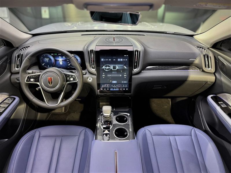 Hongqi HS3 2.0 AT (245 л.с.) Deluxe single color_image