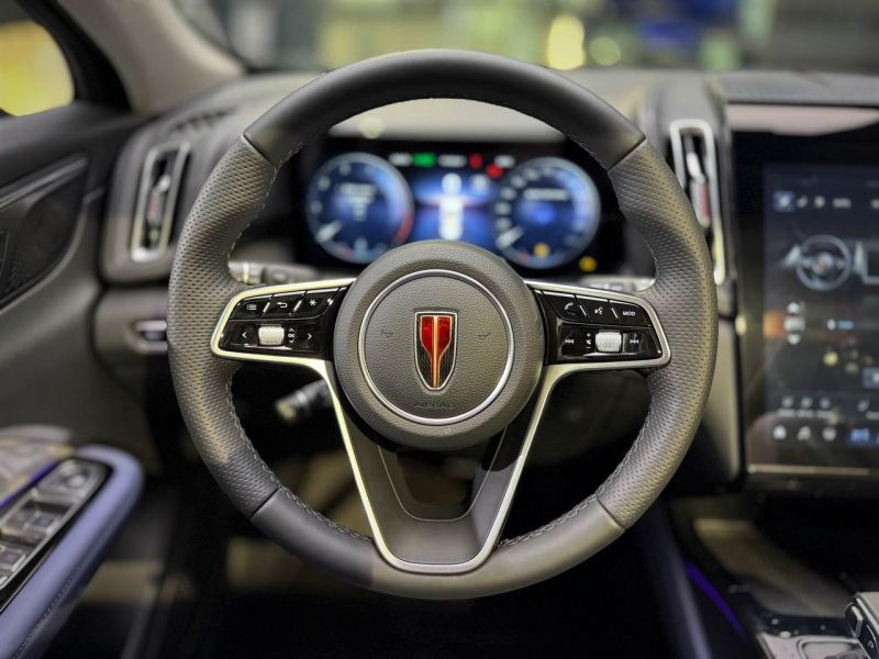 Hongqi HS3 2.0 AT (245 л.с.) Deluxe single color_image